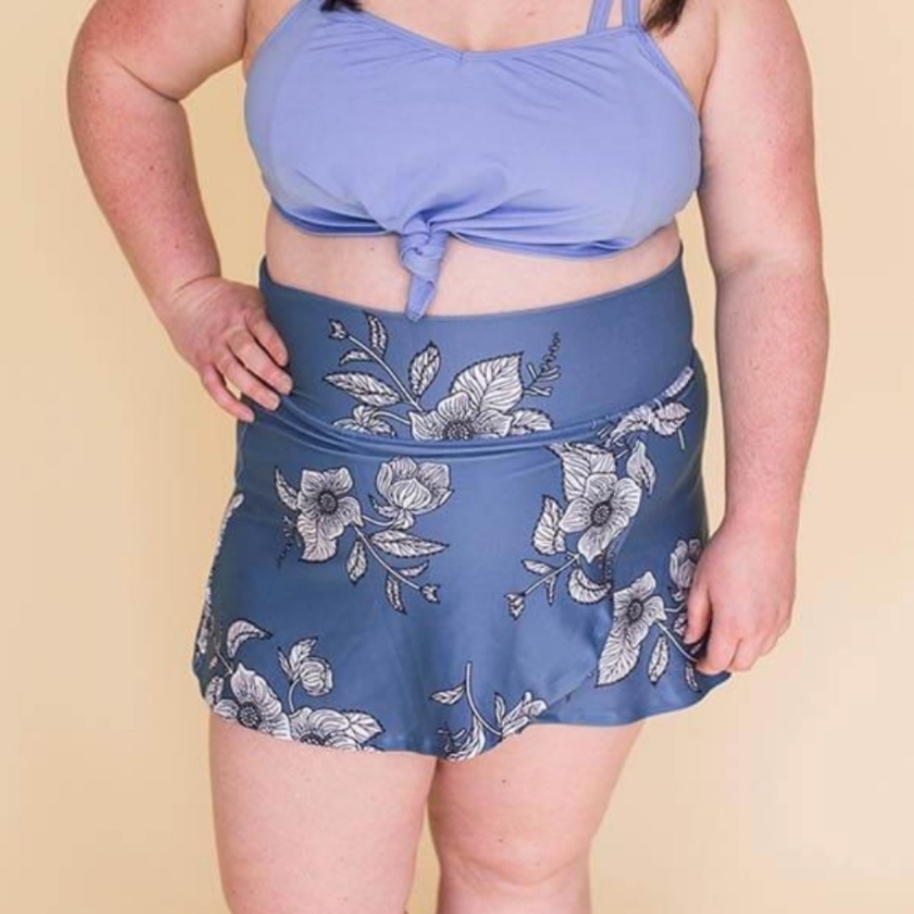 Nettle's Tale swim skirt | Blue Floral | 4X